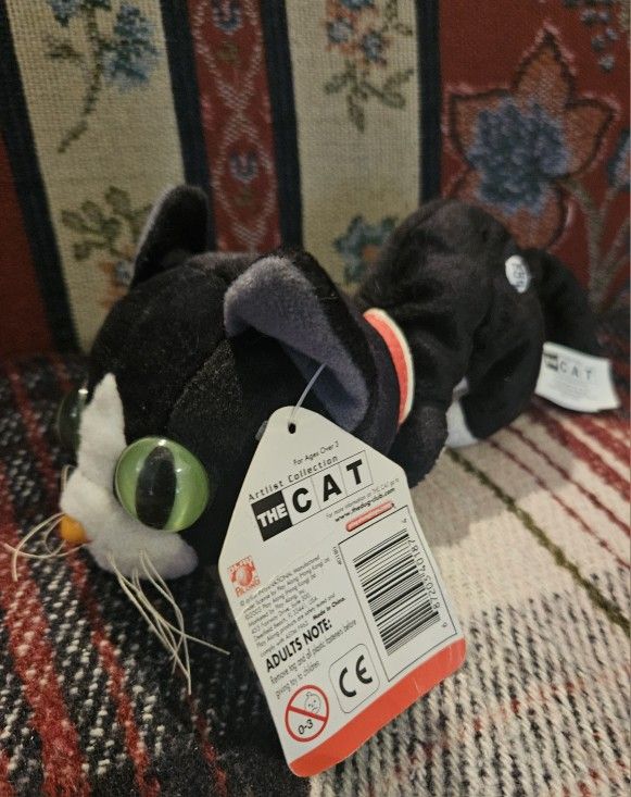 HOLLOWEEN THE CAT ARTIST COLLECTION TUXEDO KITTY GREEN EYES BLACK & WHITE BIG HEAD COLLAR PLUSH TOY