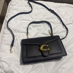 Women’s handbag