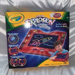 NIB Crayola Color Explosion Glow Board