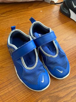 Nike boys shoes
