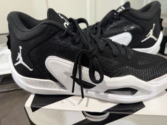 NIB Jason Tatum -Black/White