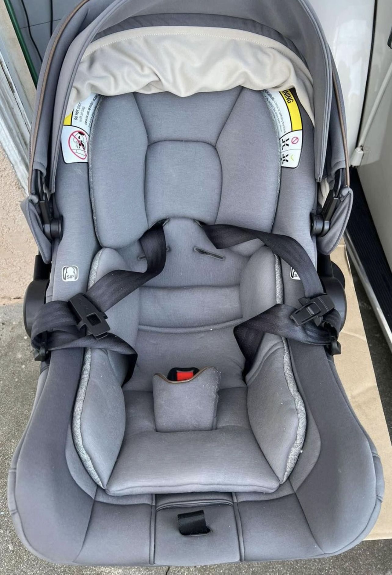 Nuna PIPA Lite LX Infant Car Seat & Base