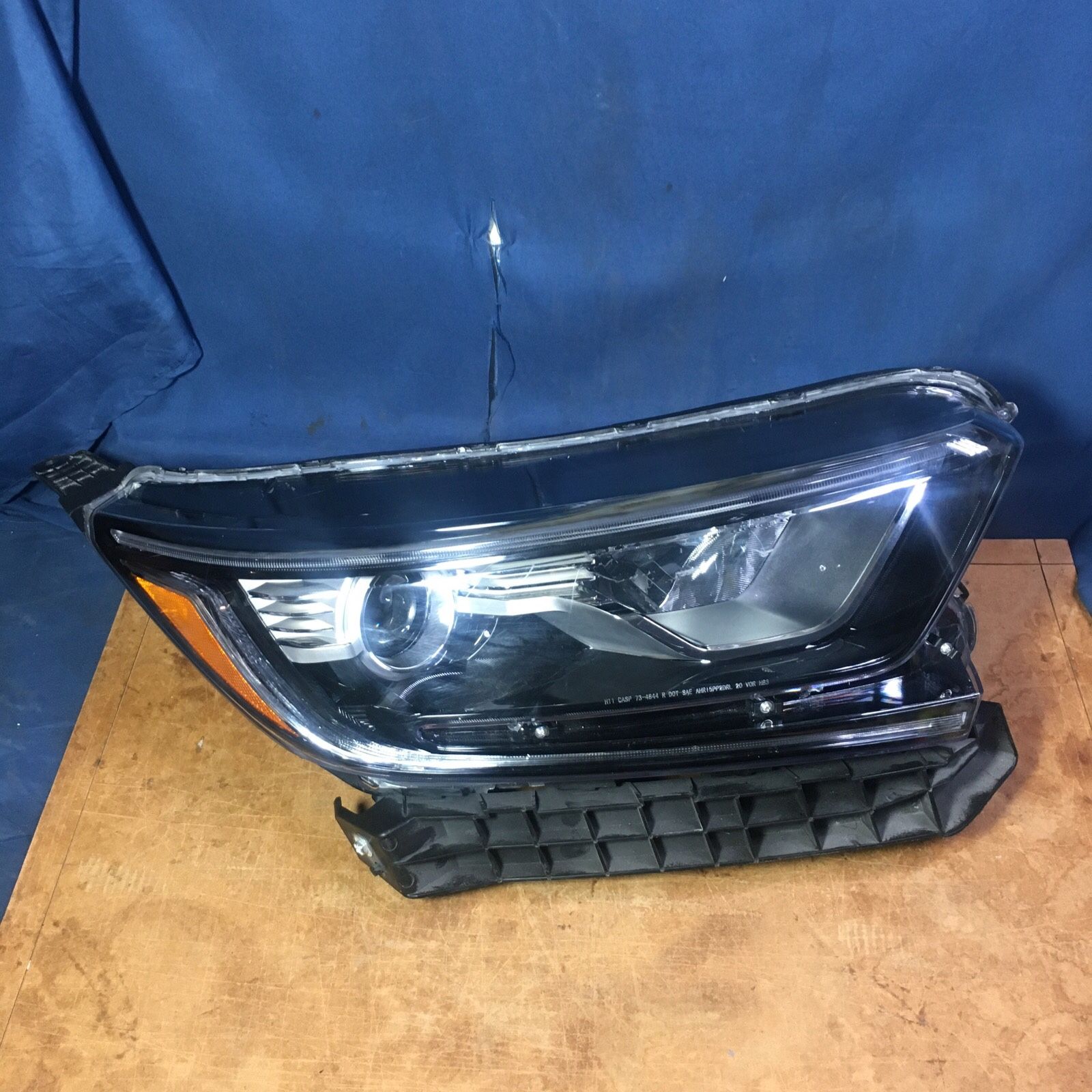 2017 - 2022 Honda CRV Right Side Headlight Right Halogen with LED