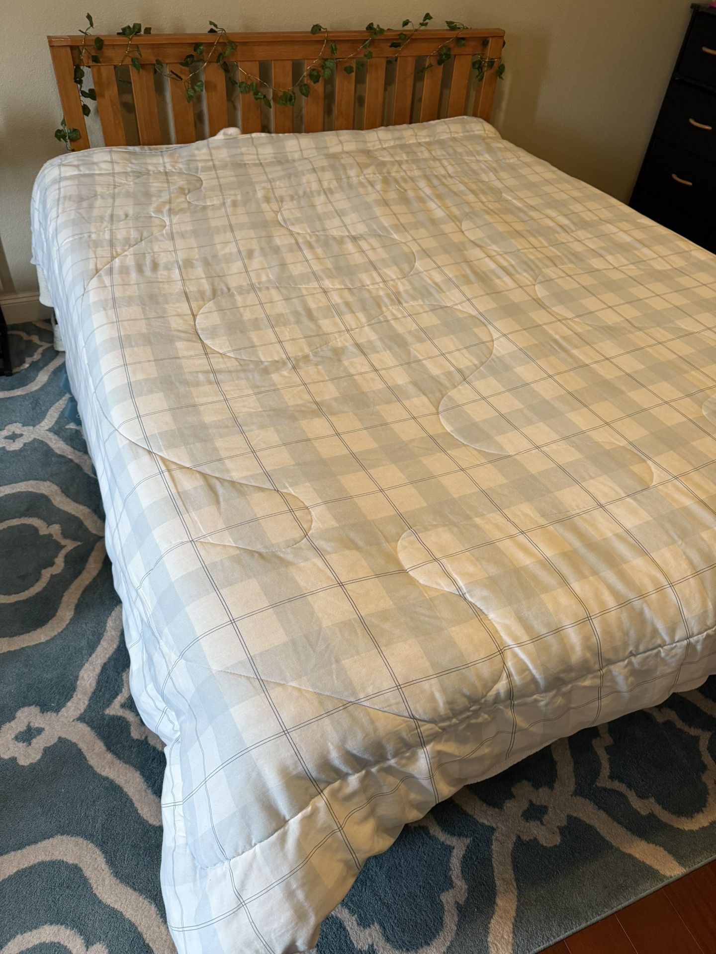 Wooden Bed Frame And Memory Foam Mattress