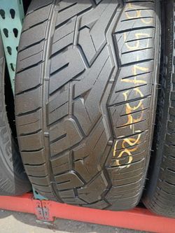285/40R20 NITTO