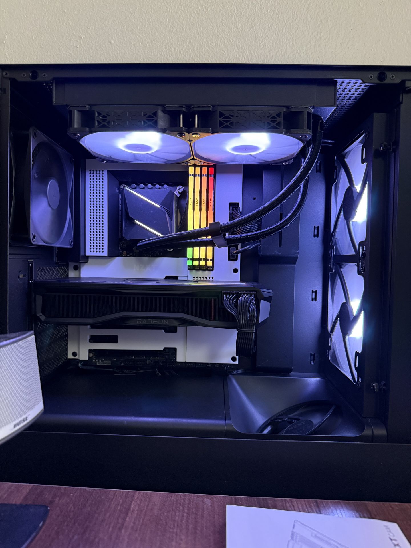 GAMING PC i9 NZXT Z790 RX 7900 XT 32GB DDR5 + Mouse and keyboard + Headsets