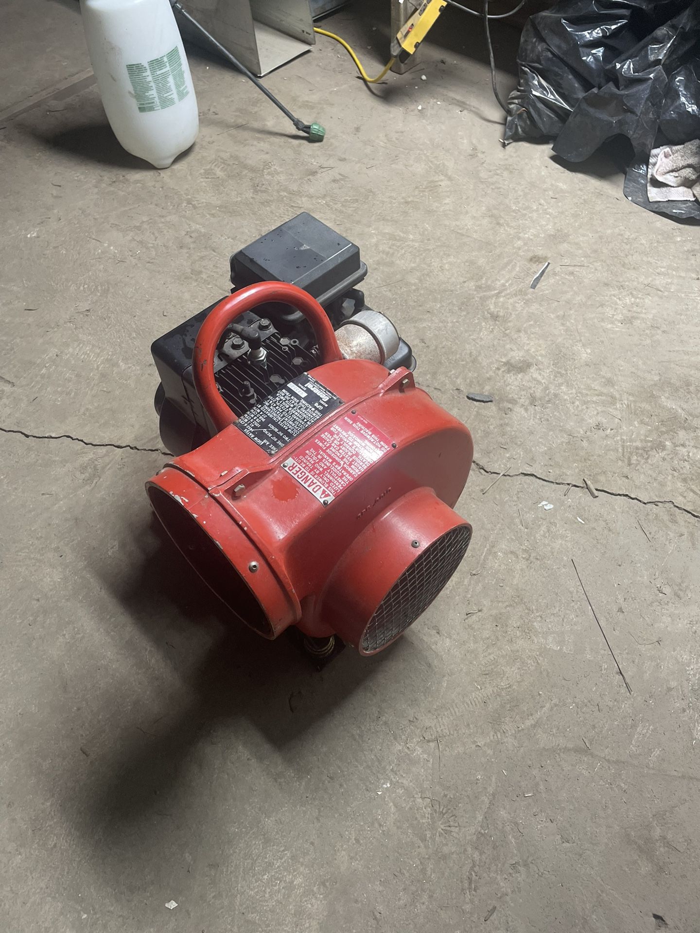 🔥🔥 New DEAL!!!GP8 Blower 3.5 HP Briggs & Stratton gasoline engine  w/Accessories. 