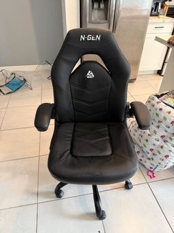 Gaming chair