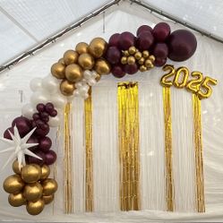 NYE Balloon arrangement in tarp