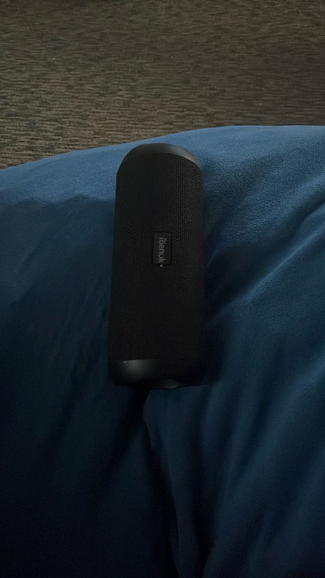 Rienok Bluetooth Speaker