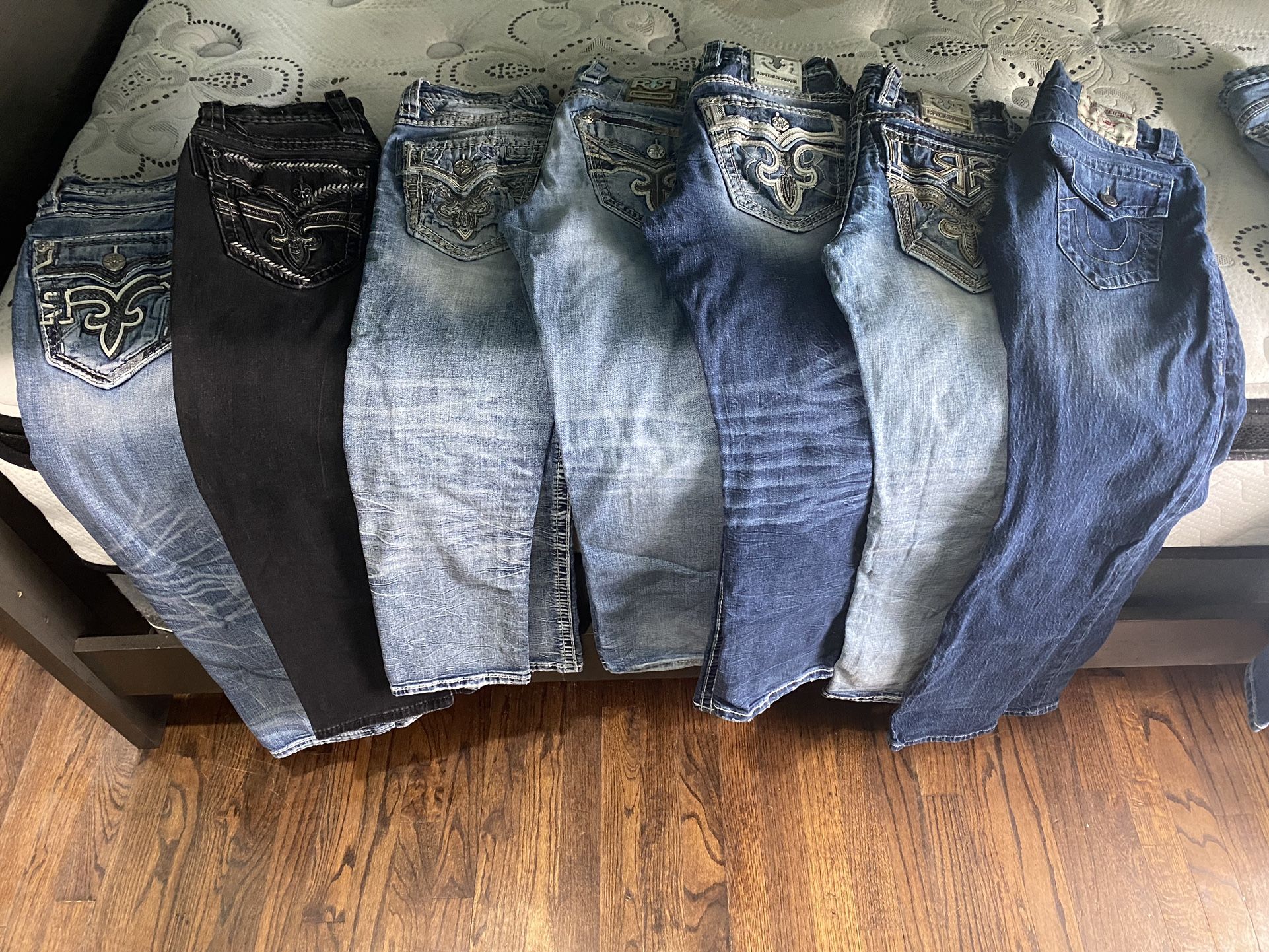 Rock Revival 29x30 $65 A POP NEED THEM GONE