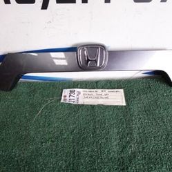 2018-2021 HONDA ACCORD 4DRS REAR TRUNK LID TRIM MOLDING OEM AW21730