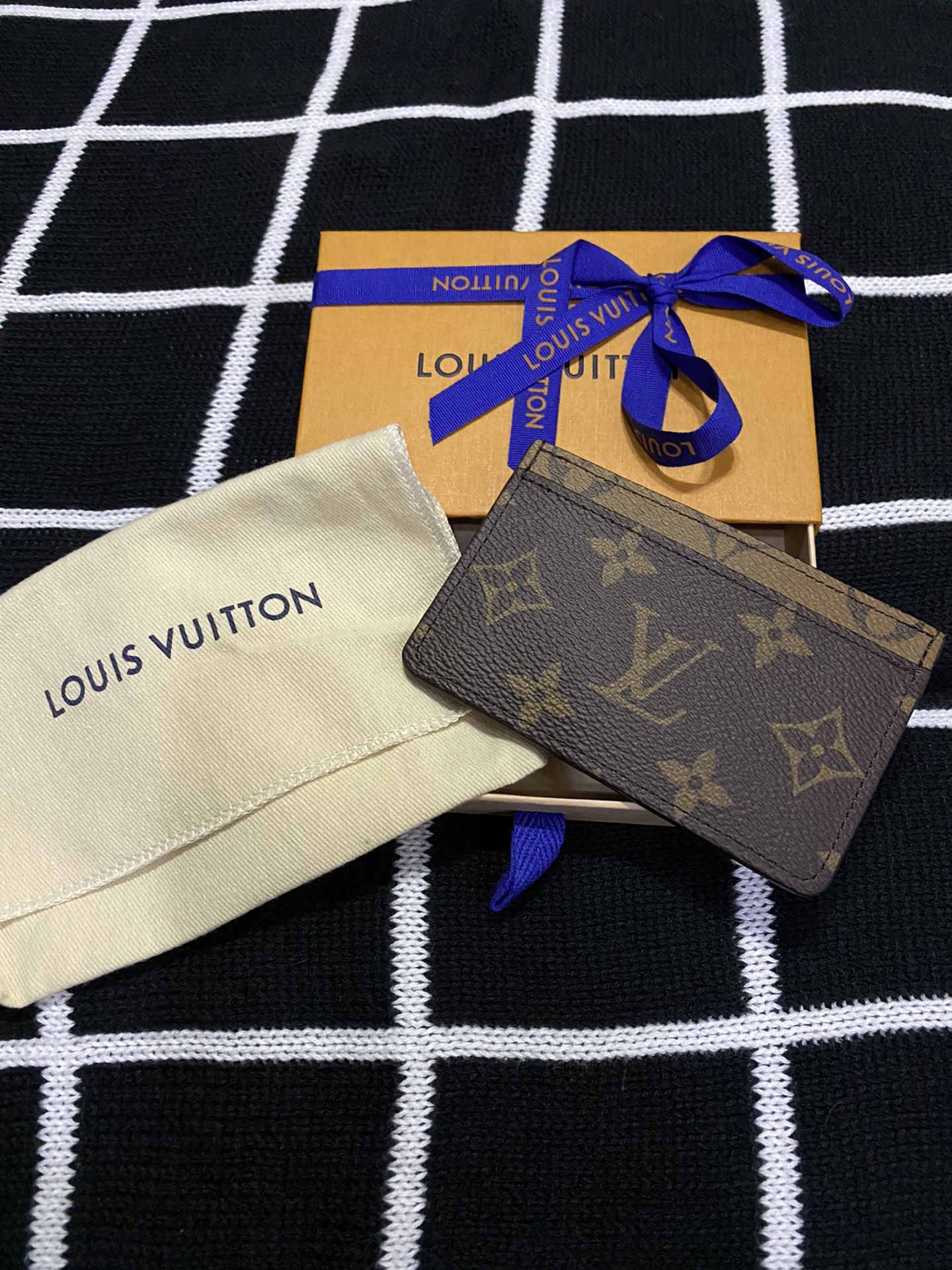 Louis Vuitton Reverse Card Holder