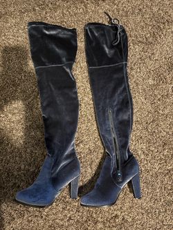 Blue velvet heels
