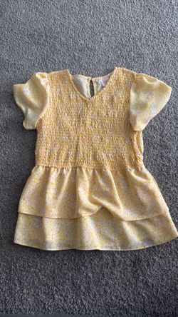 Blouse size 10-12 girls