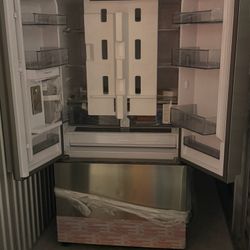 Lowe's Contractor Brand New Appliances 