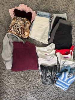 Pack of 21 items of women clothes size CS