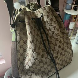 Gucci Cross Body Bag 