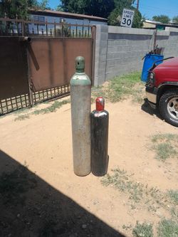 Oxygen And Acetylene Tanks $400 OBO