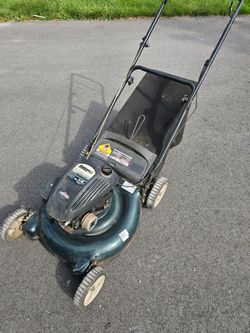 Bolens 158-cc 21" Lawn mower runs and cuts good!
