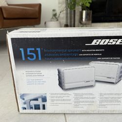 Bose 151 Environmental Speakers With Mounting Brackets
