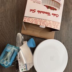 Cake Decorating Kit