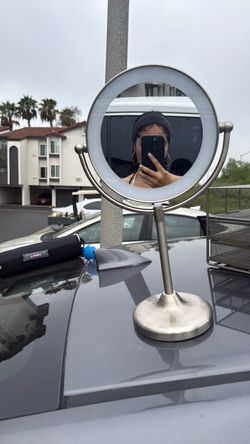 Room mirror