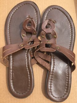 Like new sandals