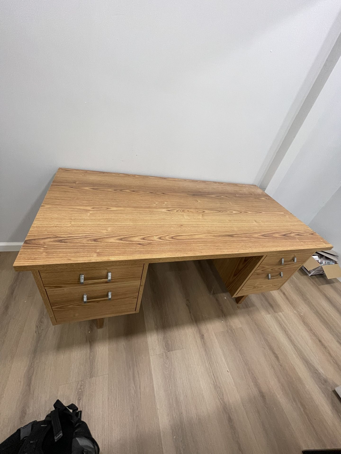 Free Computer Desk, Great Condition.