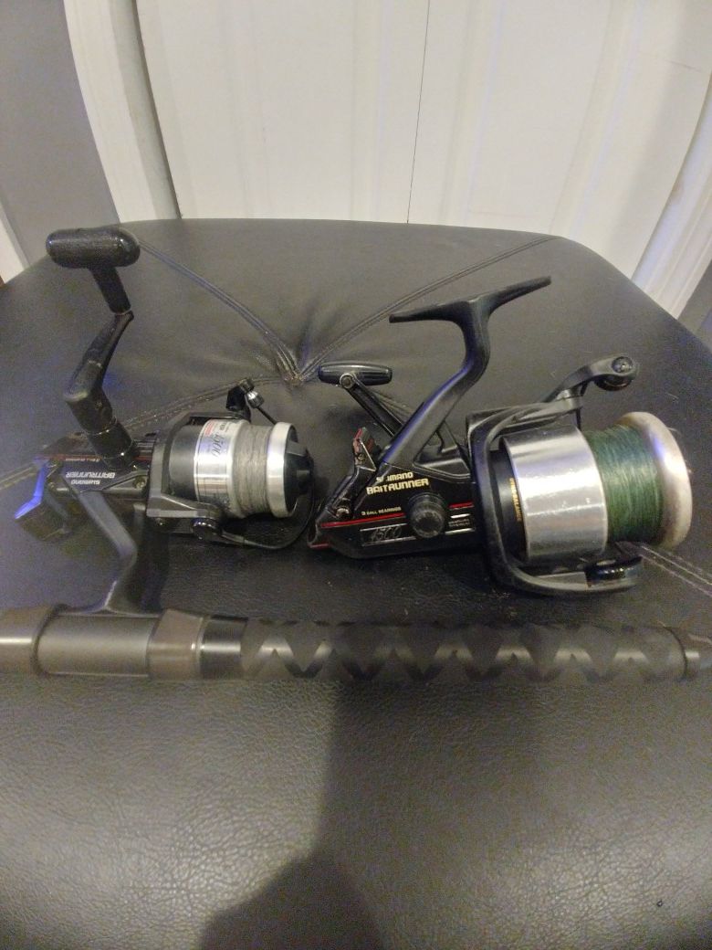 Shimano baitrunner fishing reel