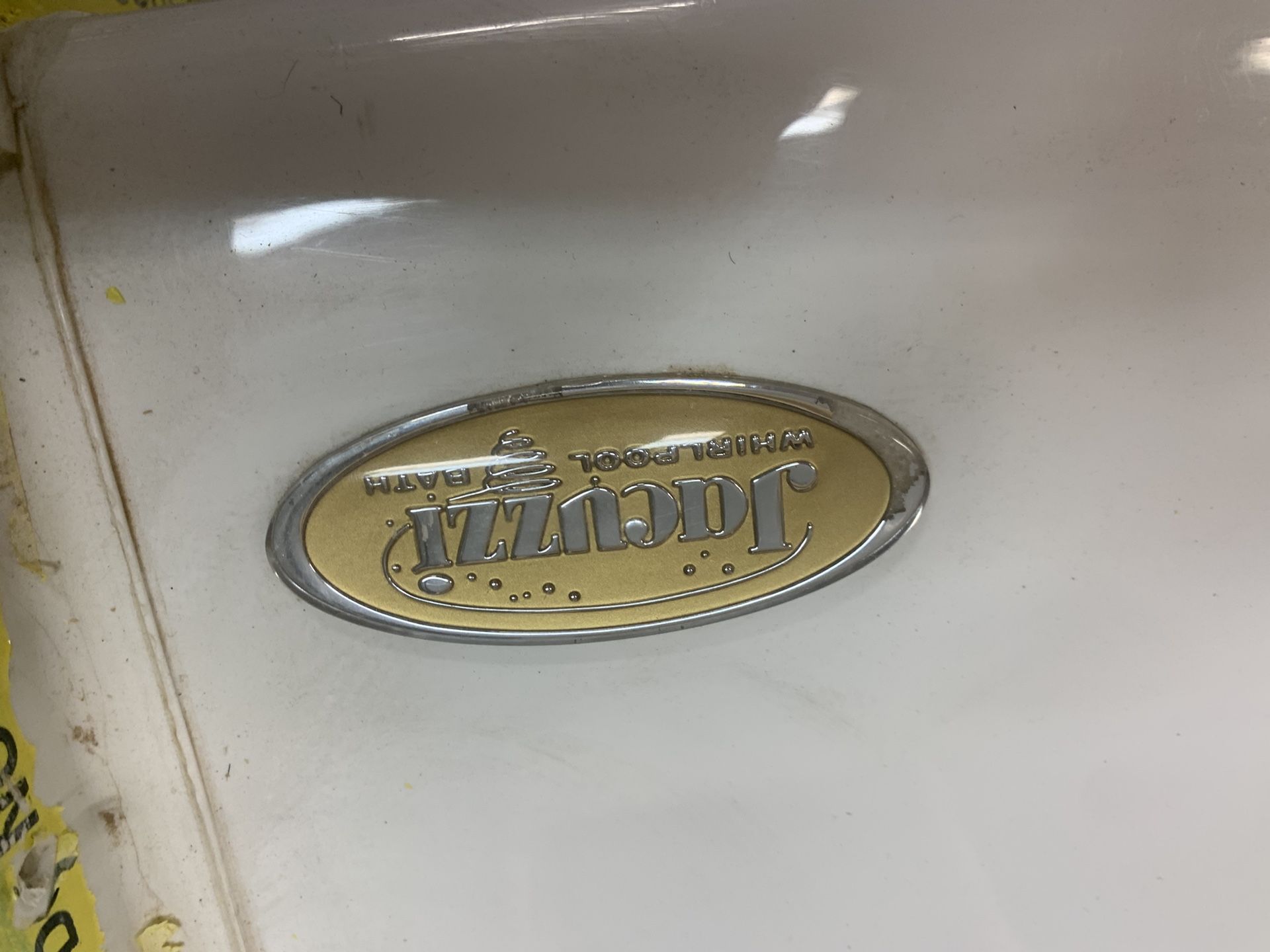 Jacuzzi Left Hand Drain Tub