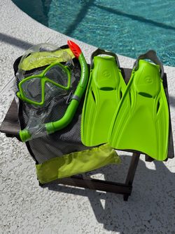 U.S. Divers Snorkel Sets for Kids