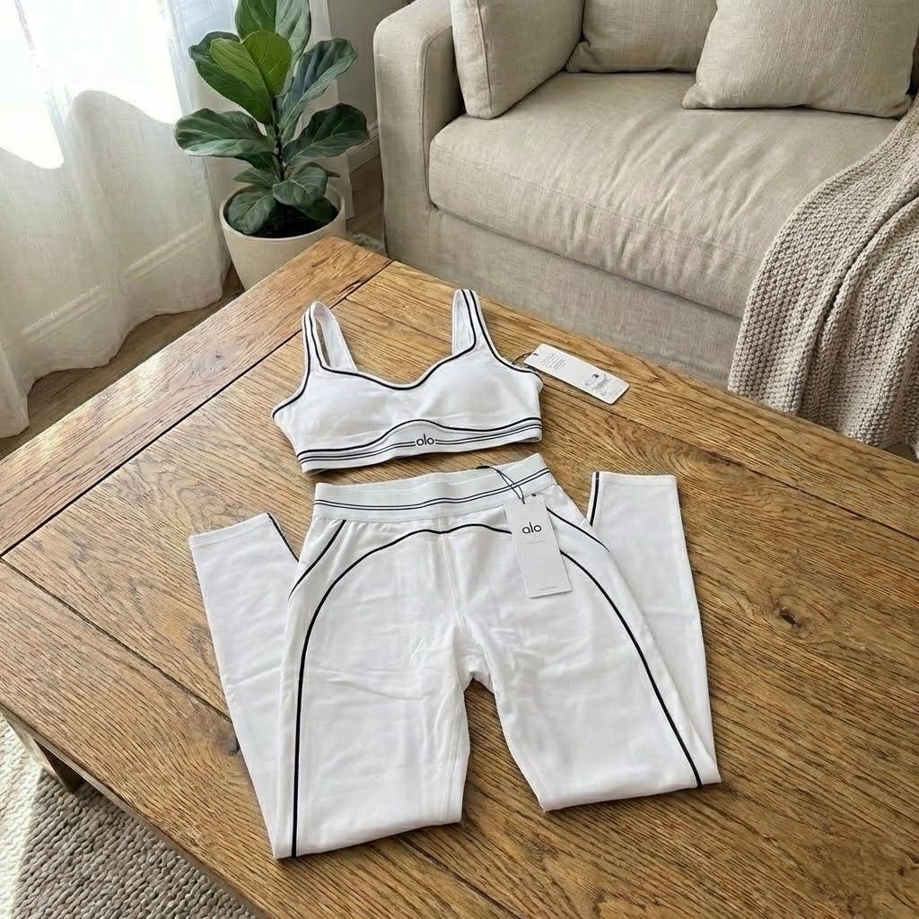 Alo Yoga Sets