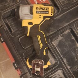 12 V Brushless Impact Driver