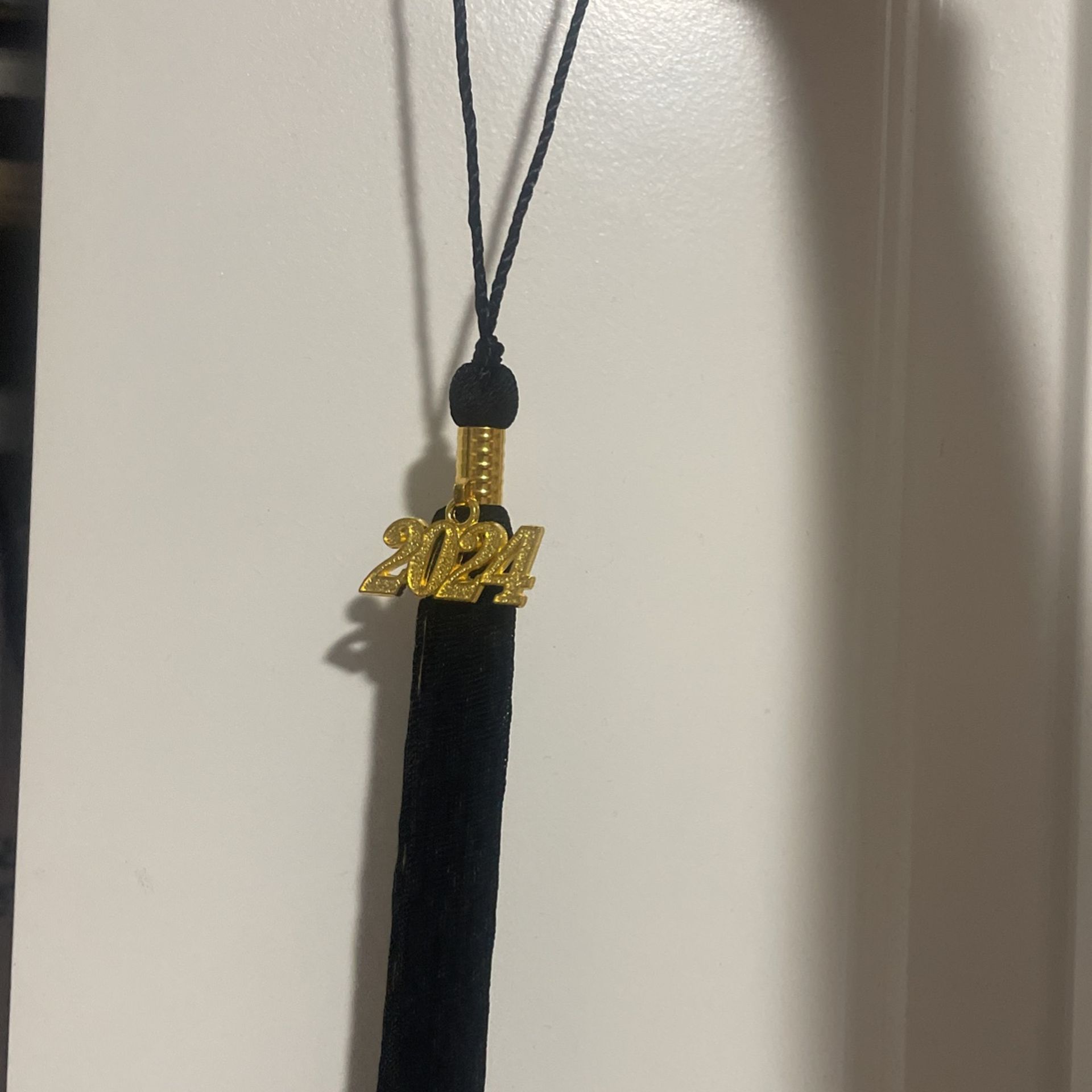 Black 2024 Graduation Tassel