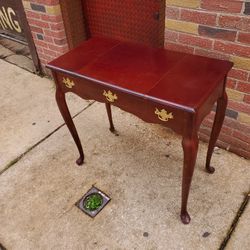 Jewelry Table