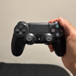 All Black PS4 Controller 