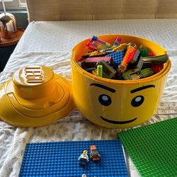 Legos Storage Lego Head A Array Of Pieces Lego Sheets