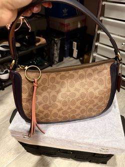 Coach Signature Canvas Shoulder Bag