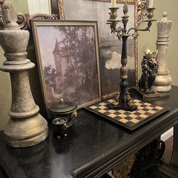 Large chess pieces