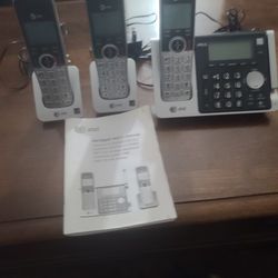 AT&T Wireless Phone Sytem With Base & 2 Additional Phones For Other Rooms