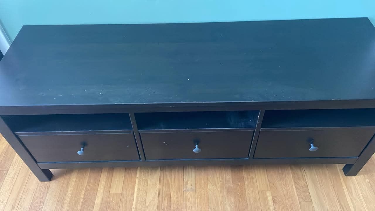 IKEA Hemnes tv Stand
