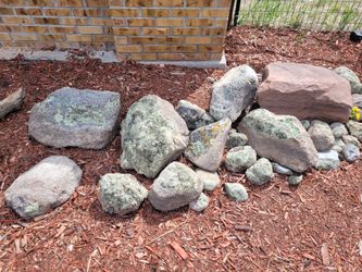 Mossy Colorado Cliff Rock/ Landscaping
