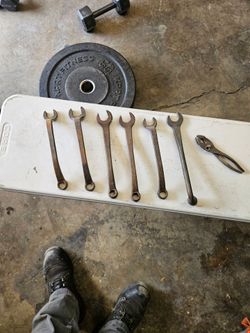 Vintage Ford wrenches