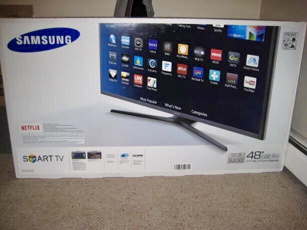 Samsung 48” LED Smart TV Samsung UN48J5200AF Like New