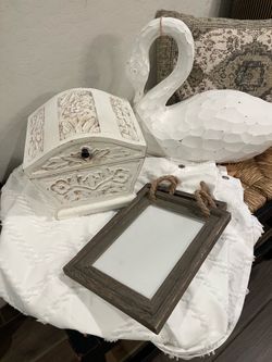 Beach / coastal themed decor