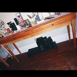 Beautiful WOOD DESK/DRESSER