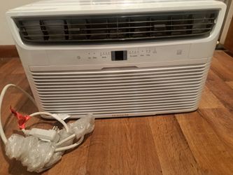 Frigidaire air conditioner new btu 8000 remote  fits in window