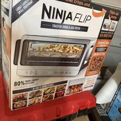 Ninja Flip Toaster Oven & Air Fryer, 8-in-1 Functionality