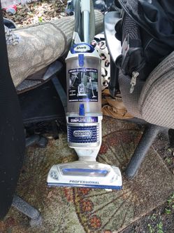 NICE SHARK PROFESSIONAL VACUUM